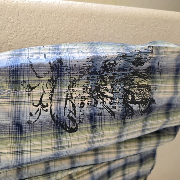 Arizona plaid button-up shirt, size XXL, in blue and green with graphic detail. - Picture 2 of 4